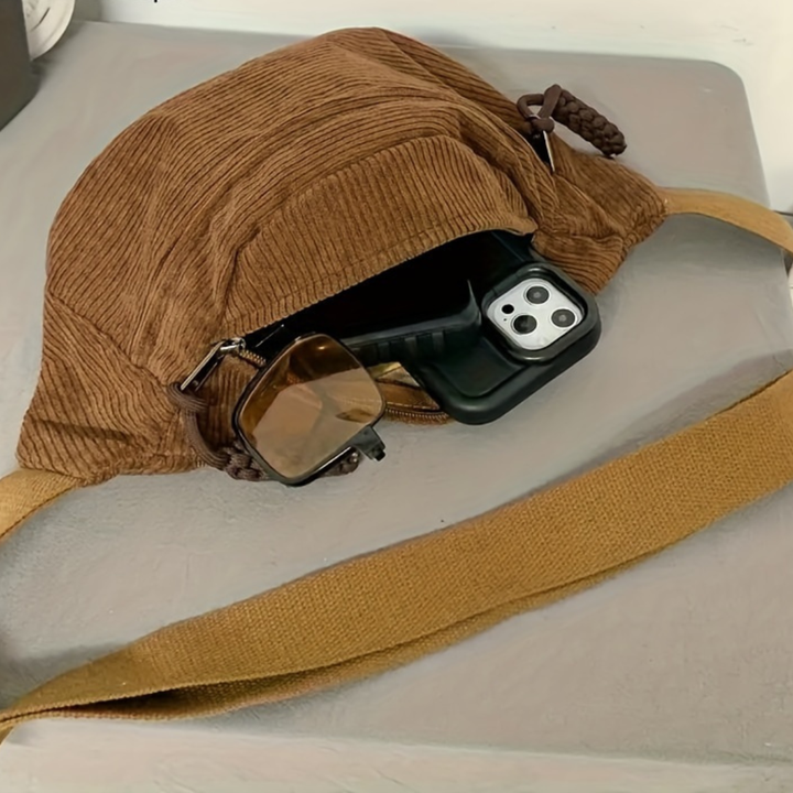 Gerippte Schultertasche – Salbeigrün