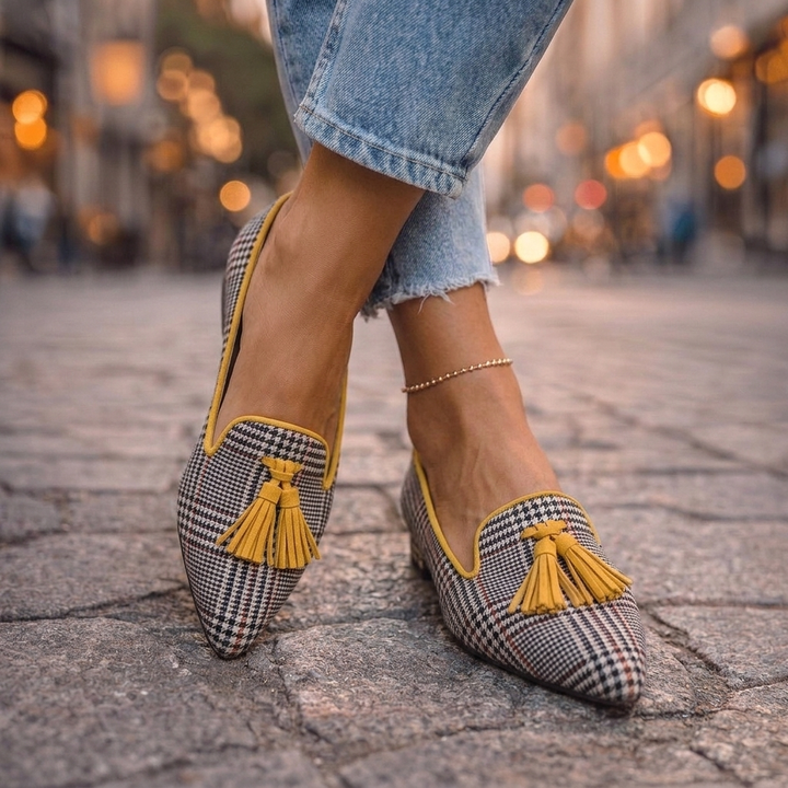 Damen Elegante Ballerinas mit spitzer Kappe