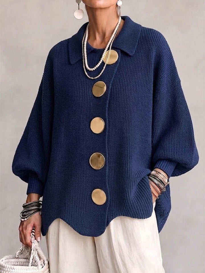 Oversize Strickjacke Mit Kragen Und Grossen Metallknöpfen