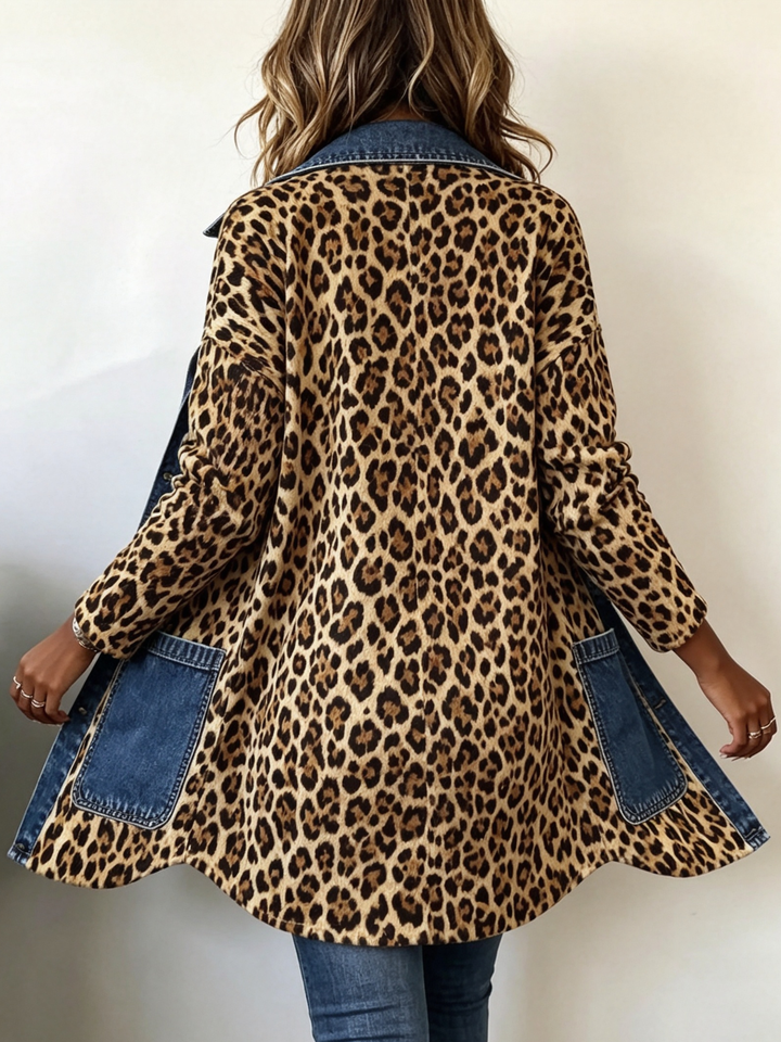 Lange Leopardenjacke mit blauen Kontrastdetails – Produktbild 4